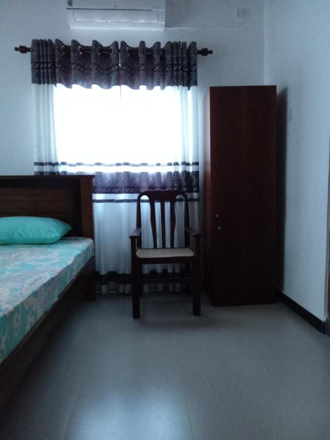 Sky Bloom Bed & Breakfast Homagama ภายนอก รูปภาพ